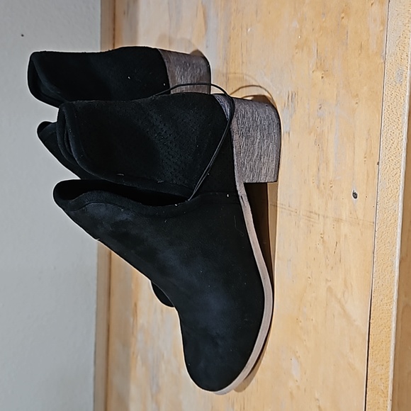 NWT Seven7 Soho Boot - Picture 3 of 6